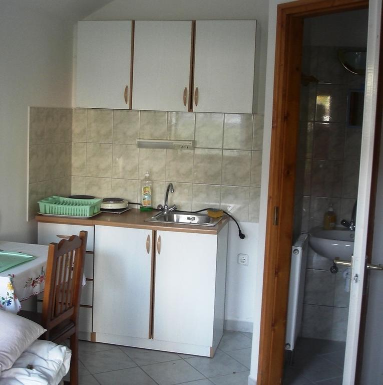 Petra Apartmanok ヴェラム エクステリア 写真