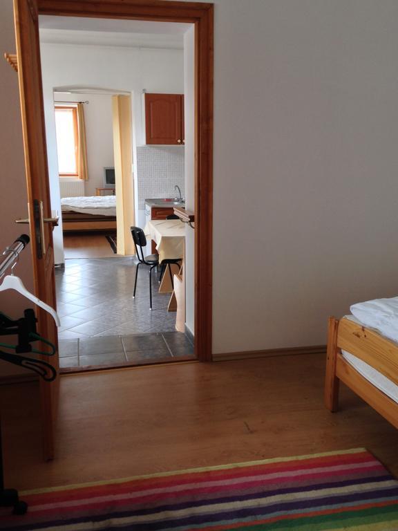 Petra Apartmanok ヴェラム 部屋 写真
