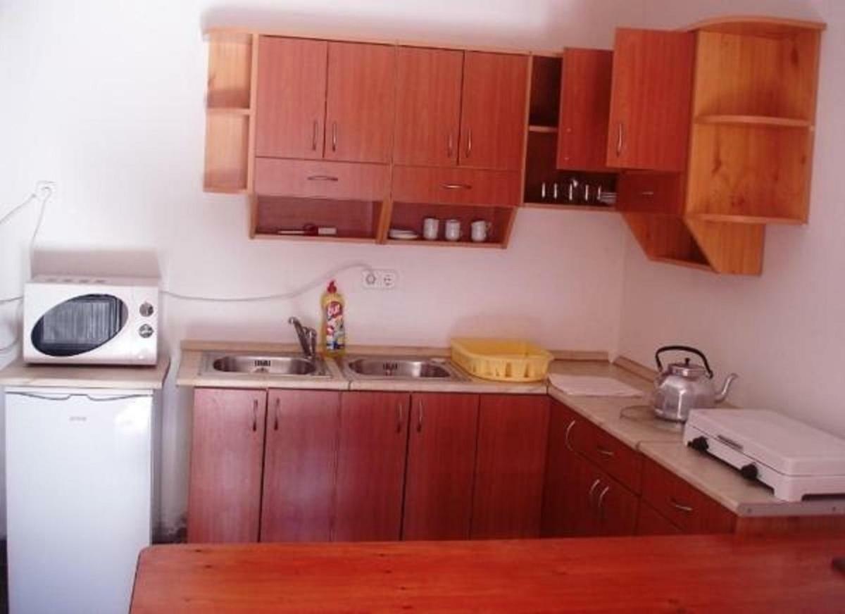 Petra Apartmanok ヴェラム エクステリア 写真